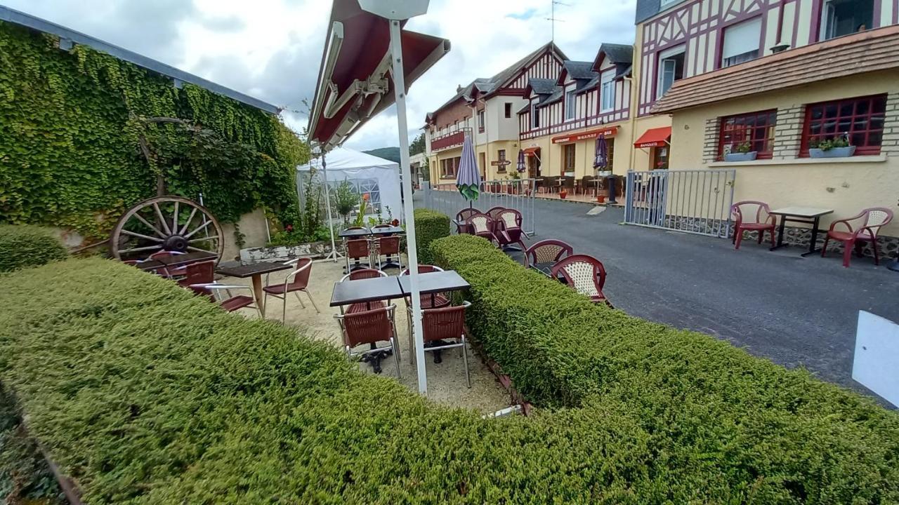 Hotellerie Normande Dozulé Екстериор снимка