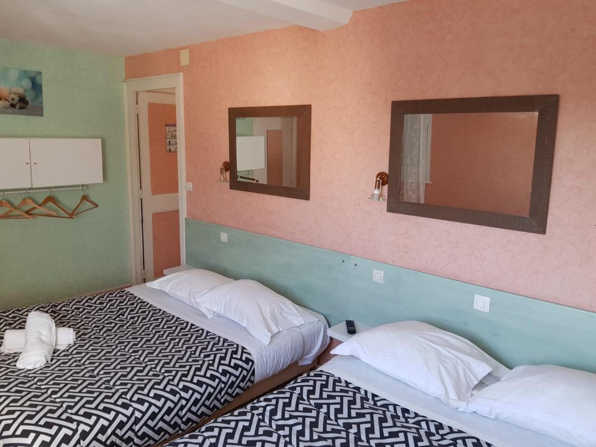 Hotellerie Normande Dozulé Екстериор снимка