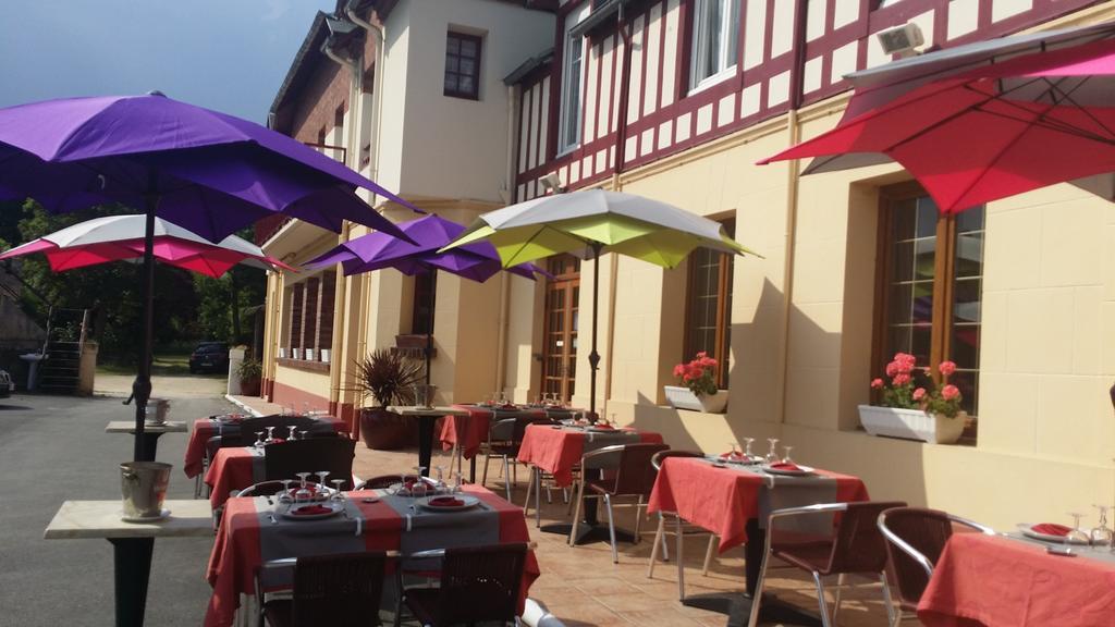 Hotellerie Normande Dozulé Екстериор снимка